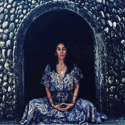 Natalie Amotawa - Vertley